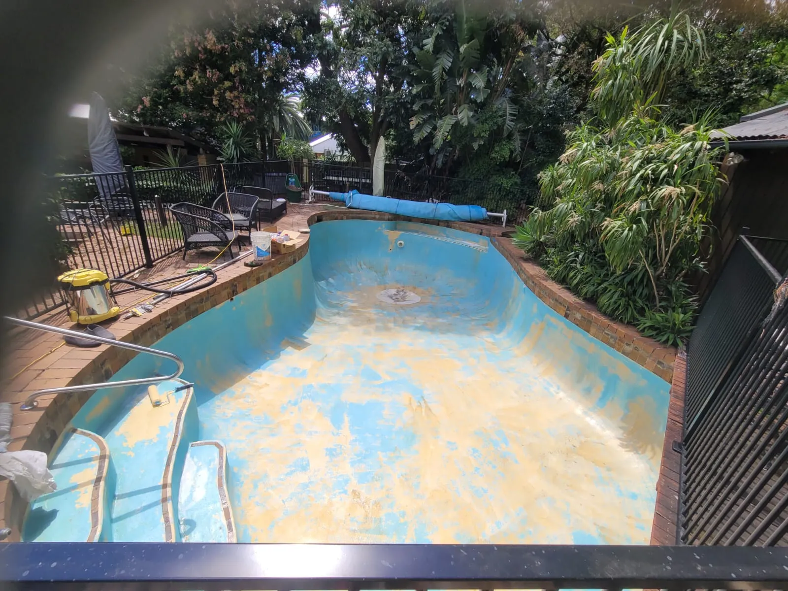 Before swimming Pool renovations image 2