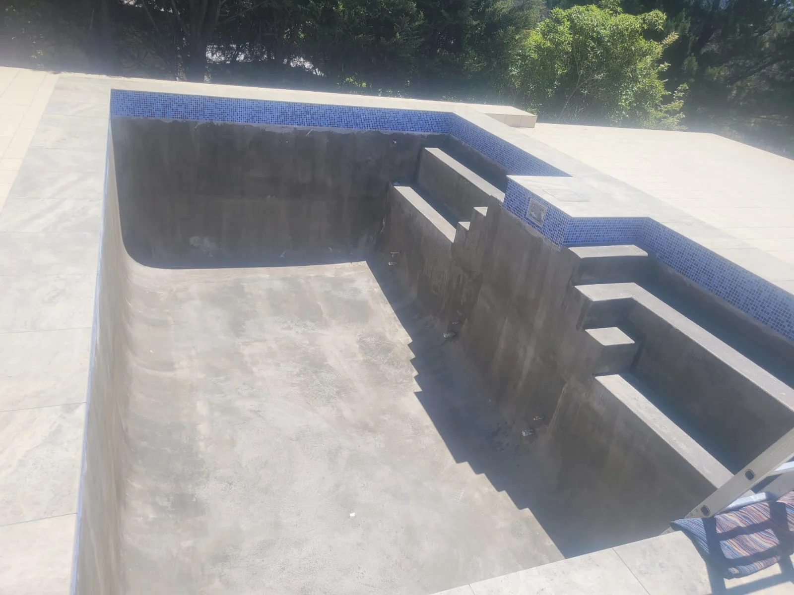 APP Pool Painting Images 9