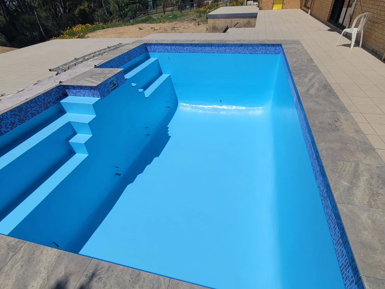 APP Pool Painting images