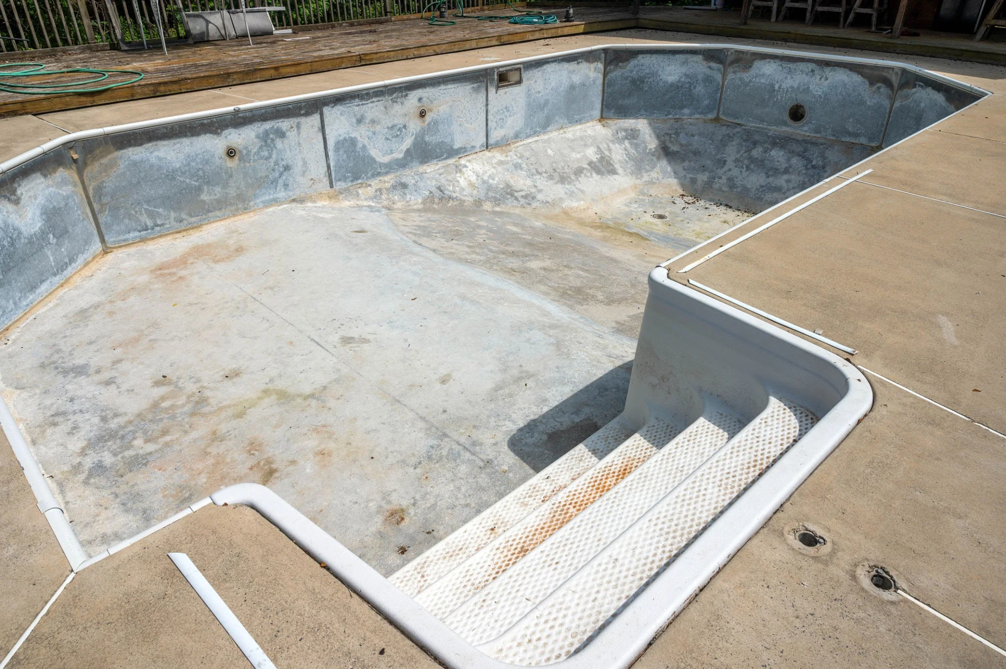 swimming pool restoration image